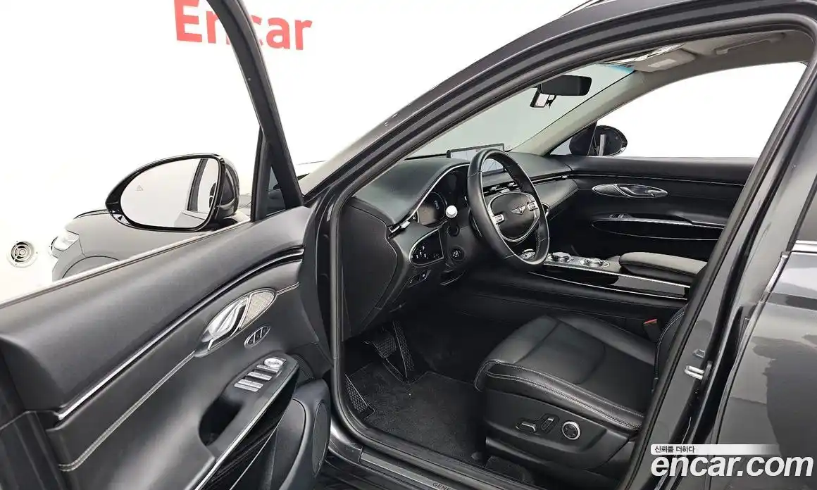 Genesis GV70 2021 2.5 Автомат в Москве № 1129299, фото 9