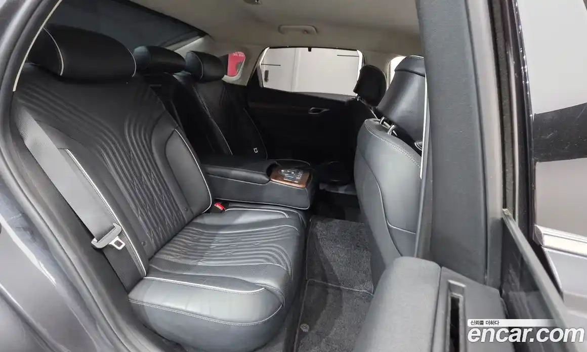 Genesis G80 2020 3.5 Классический в Москве № 1129358, фото 19