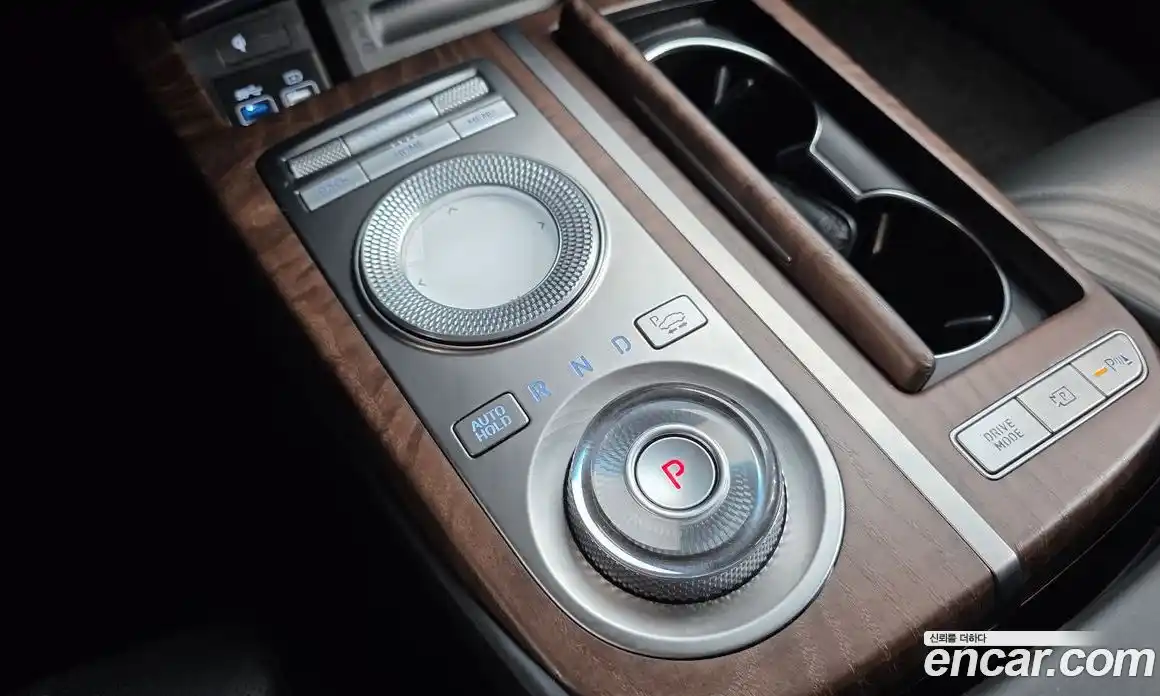 Genesis G80 2020 3.5 Классический в Москве № 1129358, фото 9