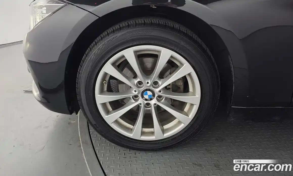 BMW 3-Series 2017 2.0 гидро в Москве № 1131428, фото 5