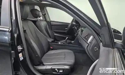 BMW 3-Series 2017 2.0 гидро в Москве № 1131428, миниатюра 10