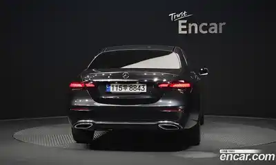 Mercedes-Benz E-Class 2021 2.0 гидро, миниатюра 4