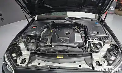 Mercedes-Benz E-Class 2021 2.0 гидро, миниатюра 6