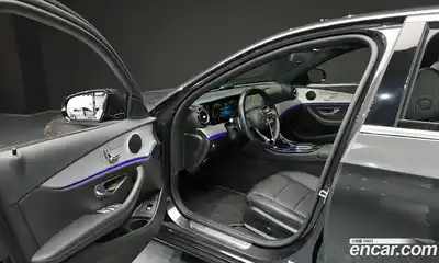 Mercedes-Benz E-Class 2021 2.0 гидро, миниатюра 10