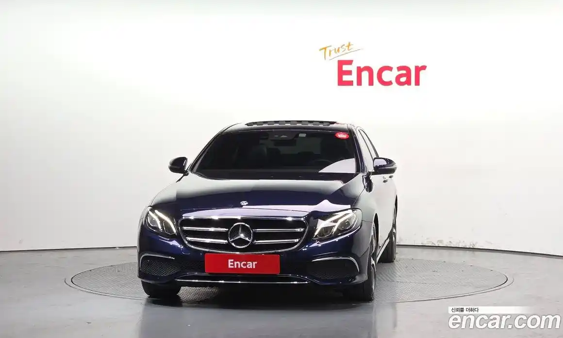 Mercedes-Benz E-Class 2020 2.0 гидро в Москве № 1131829, фото 3