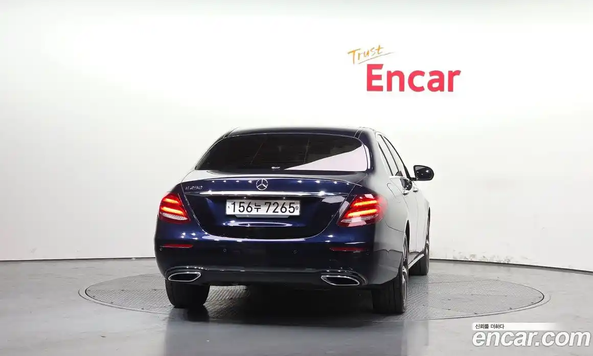 Mercedes-Benz E-Class 2020 2.0 гидро в Москве № 1131829, фото 4