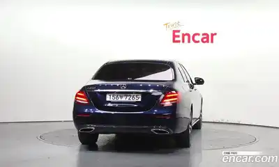 Mercedes-Benz E-Class 2020 2.0 гидро в Москве № 1131829, миниатюра 4