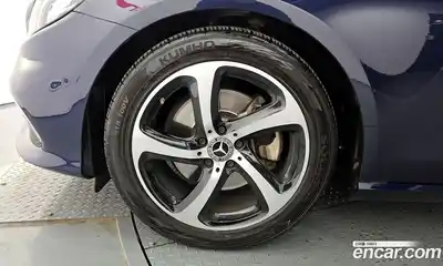 Mercedes-Benz E-Class 2020 2.0 гидро в Москве № 1131829, миниатюра 5