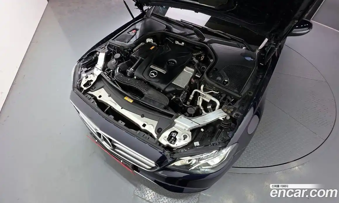 Mercedes-Benz E-Class 2020 2.0 гидро в Москве № 1131829, фото 6