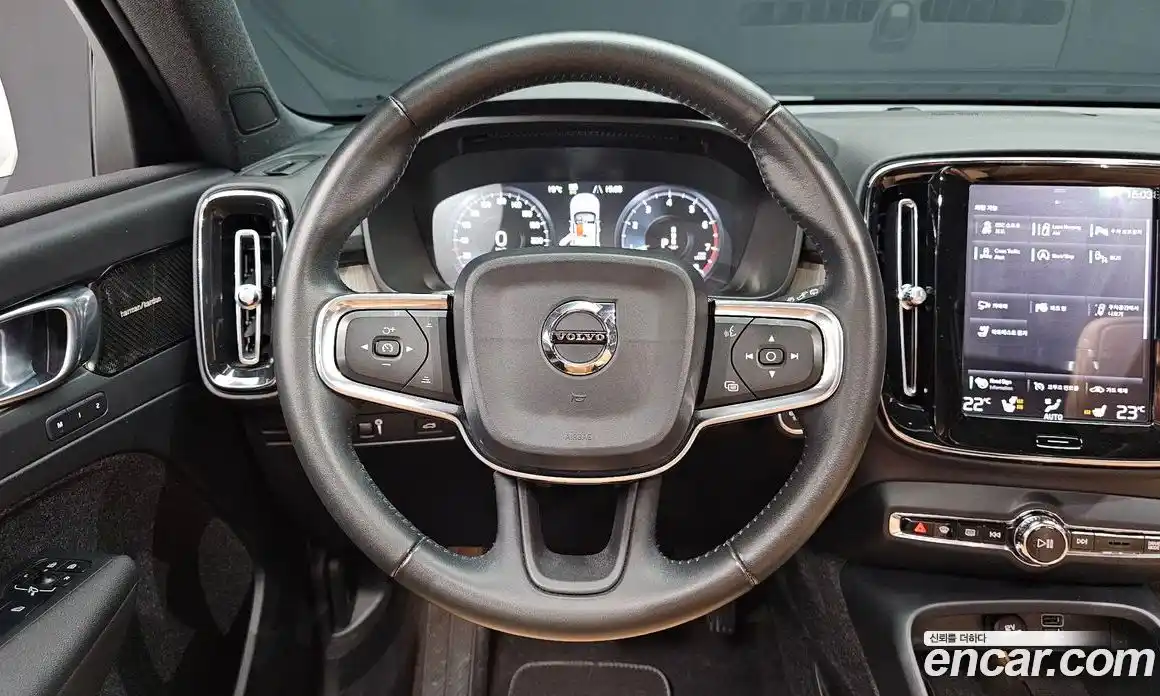 Volvo XC40 2019 2.0 гидро в Москве № 1132774, фото 13