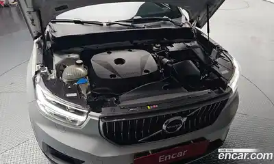 Volvo XC40 2019 2.0 гидро в Москве № 1132774, миниатюра 6