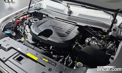 Land Rover Defender 2025 3.0 гидро в Москве № 1135752, миниатюра 6