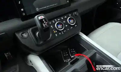 Land Rover Defender 2025 3.0 гидро в Москве № 1135752, миниатюра 9