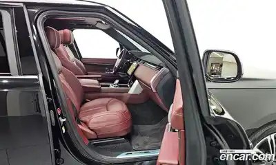 Land Rover Range-Rover 2023 4.4 гидро в Москве № 1136105, миниатюра 11