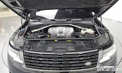 Land Rover Range-Rover 2023 4.4 гидро в Москве № 1136105, миниатюра 6