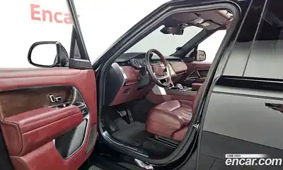 Land Rover Range-Rover 2023 4.4 гидро в Москве № 1136105, миниатюра 10
