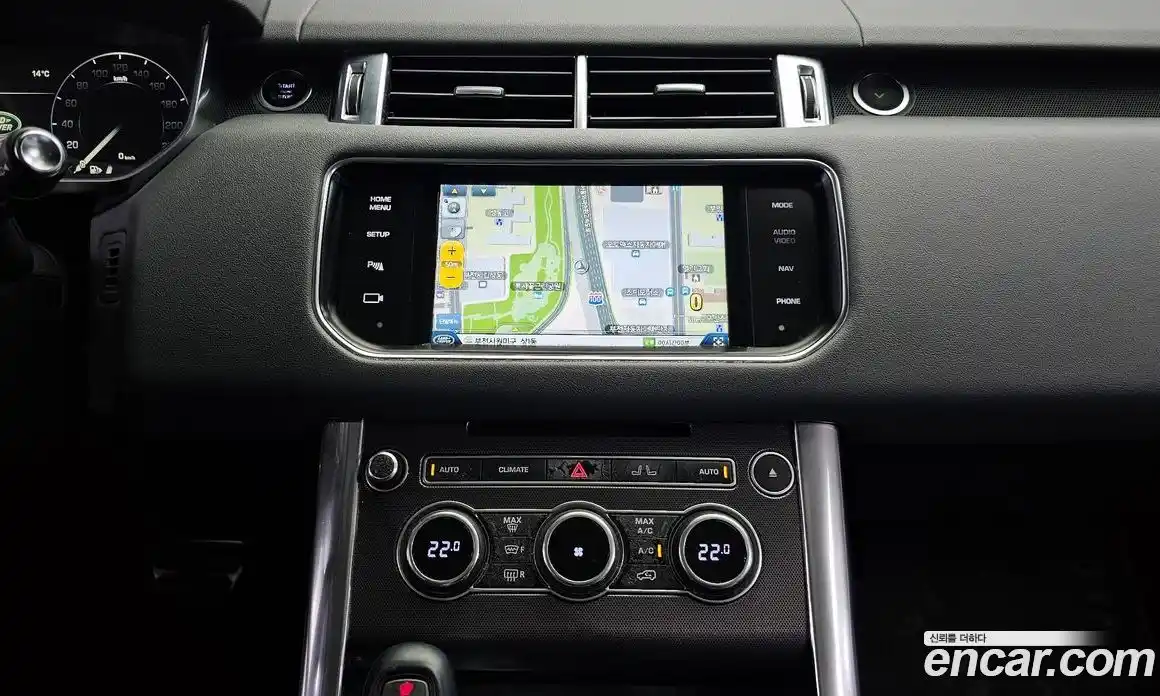 Land Rover Range-Rover Sport 2014 3.0 гидро в Москве № 1137351, фото 14