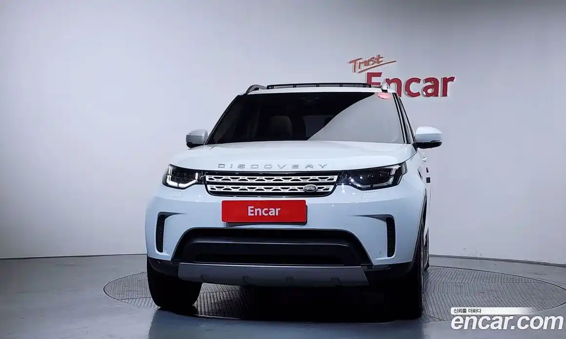 Land Rover Discovery 2017 3.0 гидро в Москве № 1137524, фото 3