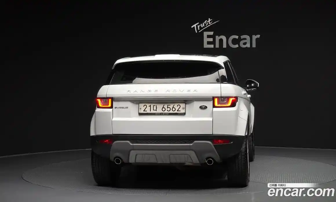 Land Rover Range-Rover Evoque 2017 2.0 гидро в Москве № 1137644, фото 4