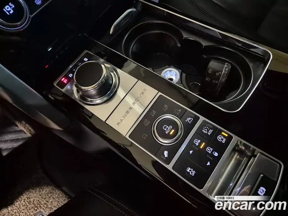 Land Rover Range-Rover 2014 5.0 гидро в Москве № 1137737, фото 11