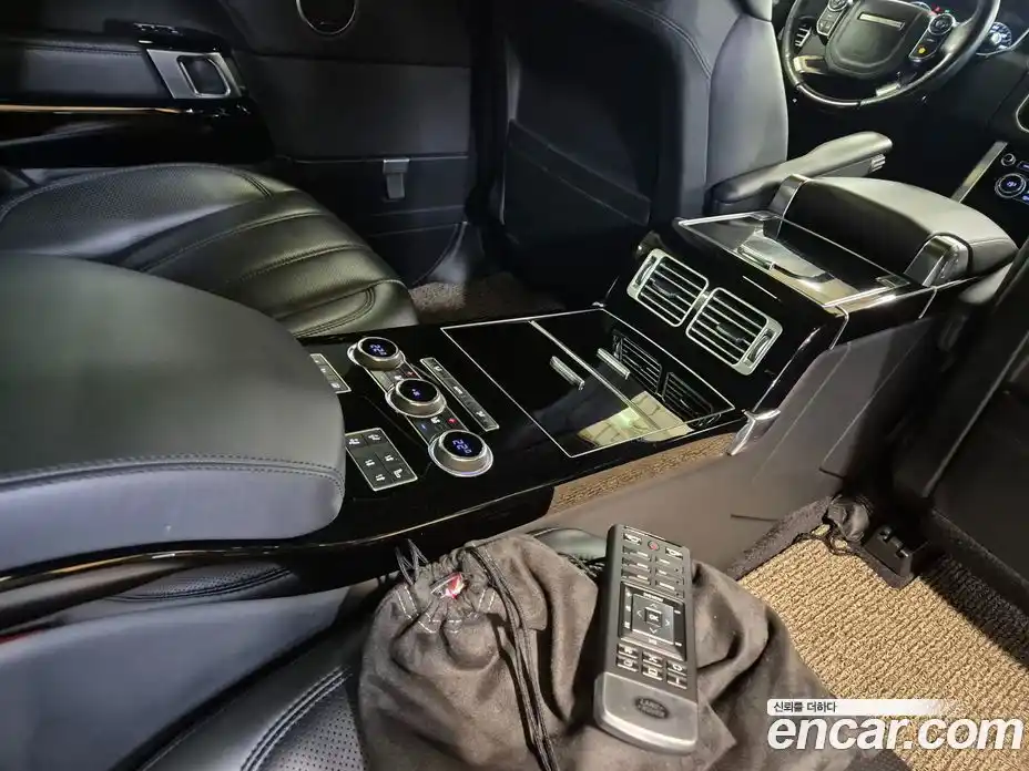 Land Rover Range-Rover 2014 5.0 гидро в Москве № 1137737, фото 16