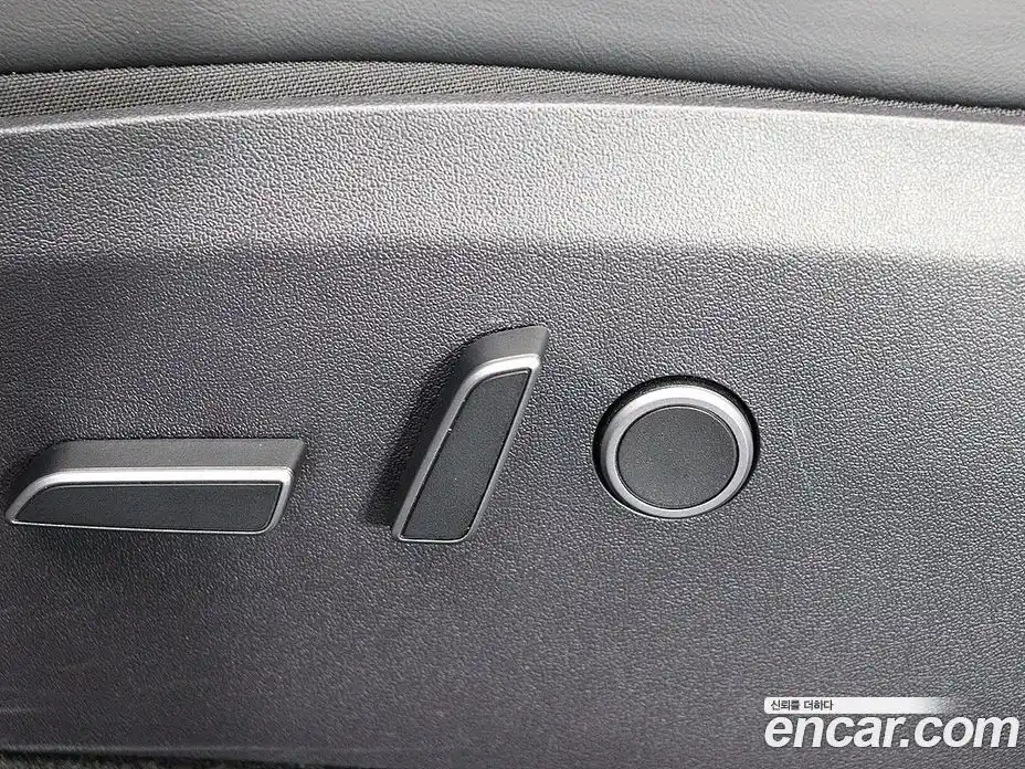 Tesla Model Y 2023 гидро в Москве № 1138591, фото 17