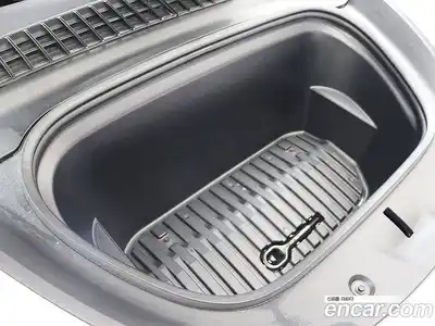 Tesla Model Y 2023 гидро в Москве № 1138591, миниатюра 6