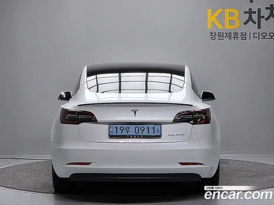 Tesla Model 3 2022 0.2 гидро в Москве № 1138599, фото 4