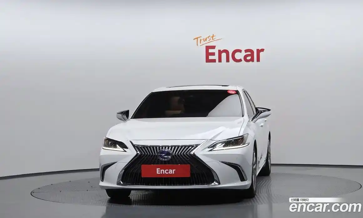 Lexus ES 2018 2.5 гидро в Москве № 1138665, фото 3