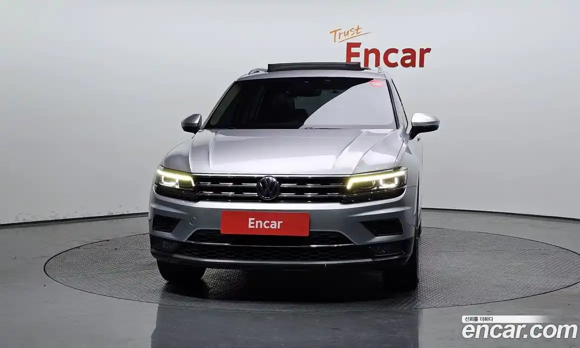 Volkswagen Tiguan 2018 2.0 гидро в Москве № 1139049, фото 3
