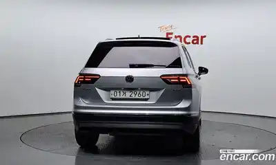 Volkswagen Tiguan 2018 2.0 гидро в Москве № 1139049, миниатюра 4