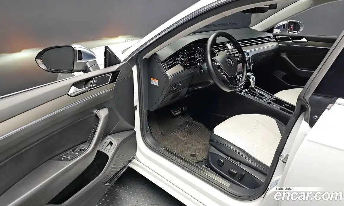 Volkswagen Arteon 2019 2.0 гидро в Москве № 1139056, фото 11