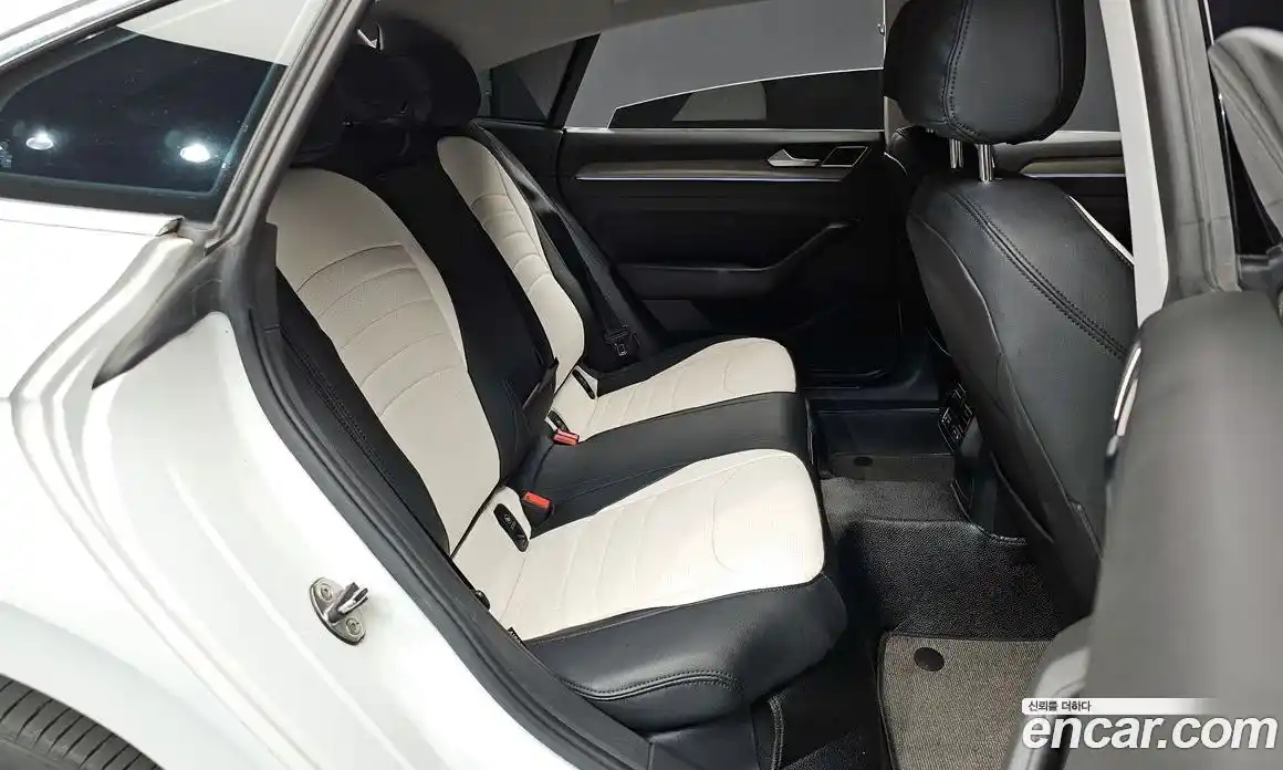 Volkswagen Arteon 2019 2.0 гидро в Москве № 1139056, фото 12
