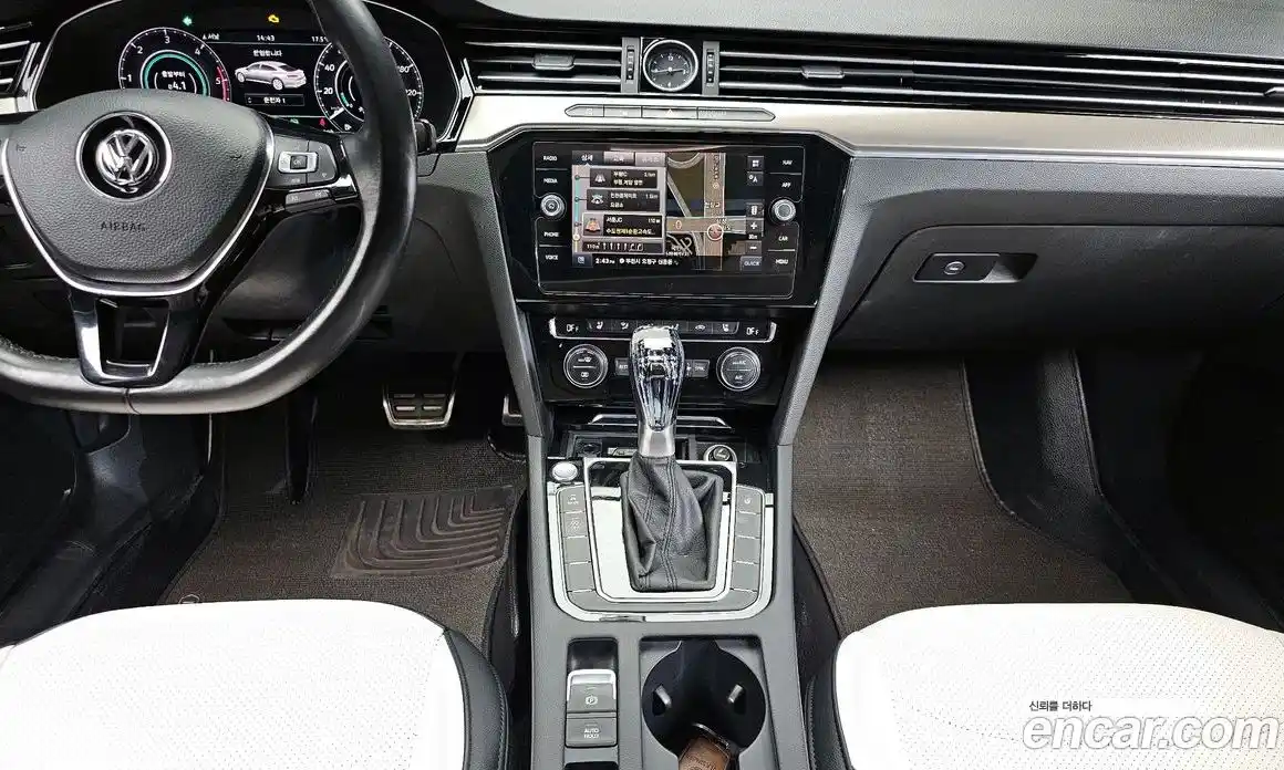 Volkswagen Arteon 2019 2.0 гидро в Москве № 1139056, фото 14
