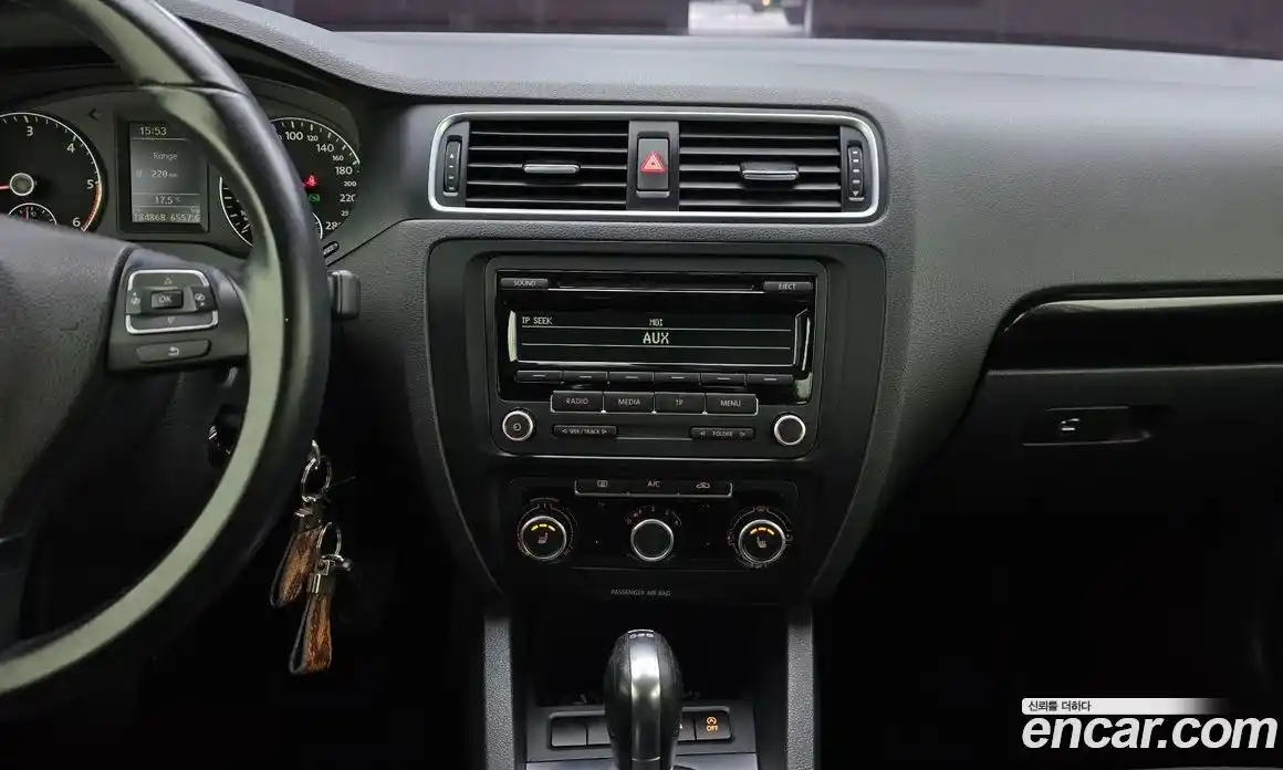 Volkswagen Jetta 2014 1.6 гидро в Москве № 1139111, фото 15