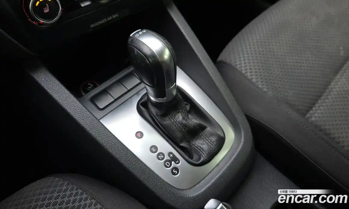 Volkswagen Jetta 2014 1.6 гидро в Москве № 1139111, фото 9