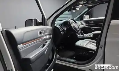 Ford Explorer 2018 2.3 гидро в Москве № 1139464, миниатюра 10
