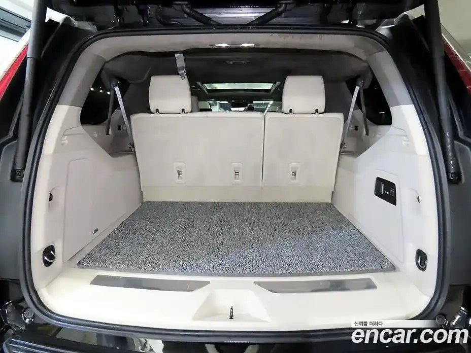 Cadillac Escalade 2022 6.2 гидро в Москве № 1139775, фото 15