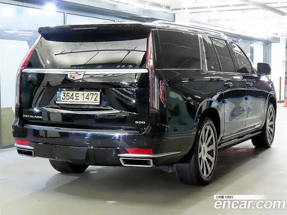 Cadillac Escalade 2022 6.2 гидро в Москве № 1139775, фото 5