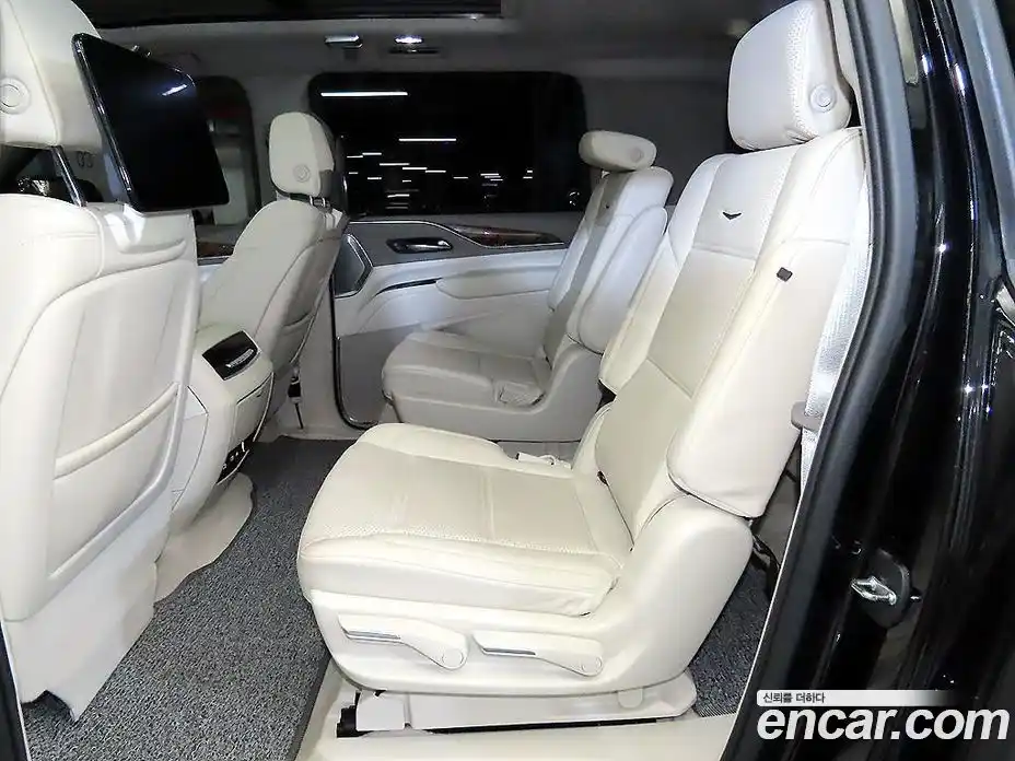 Cadillac Escalade 2022 6.2 гидро в Москве № 1139775, фото 8
