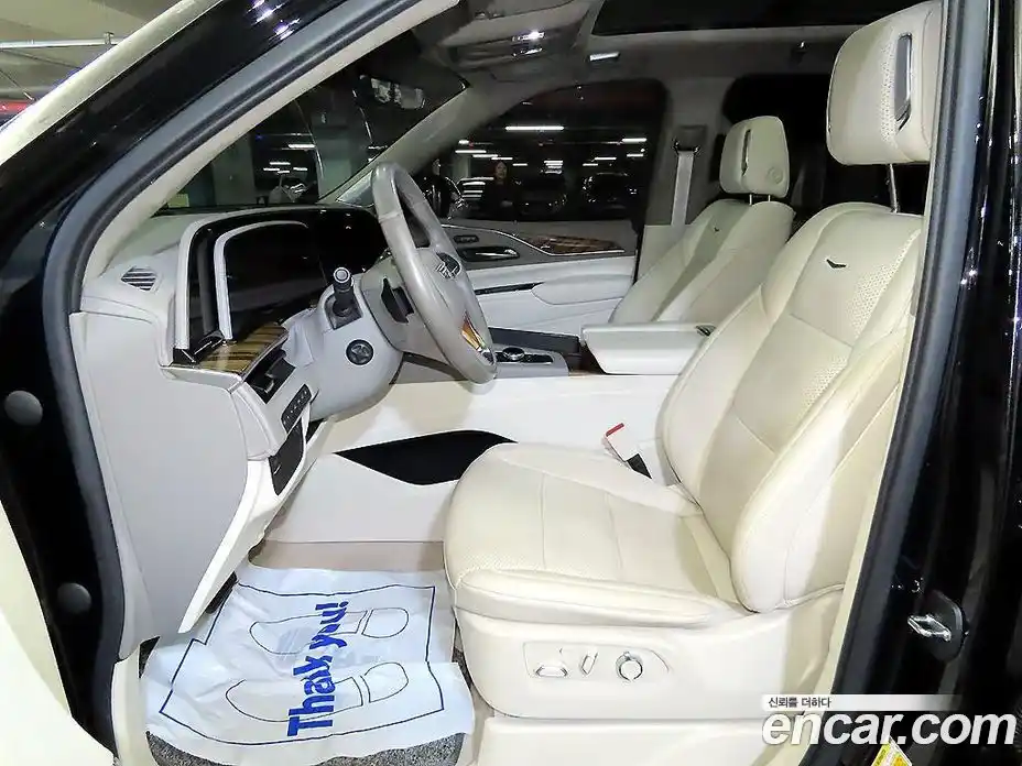 Cadillac Escalade 2022 6.2 гидро в Москве № 1139775, фото 9