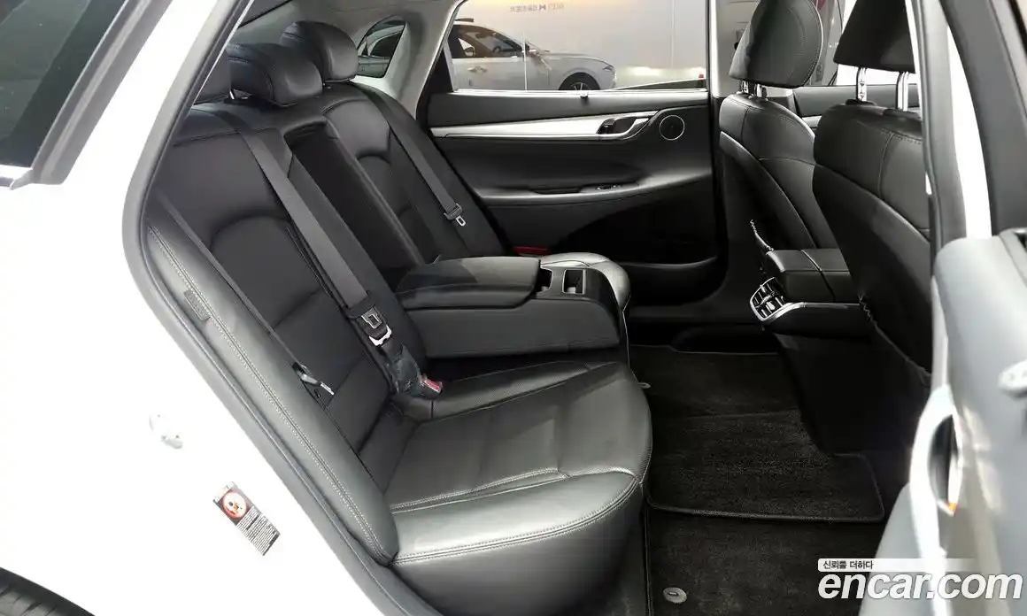 Hyundai Grandeur 2022 2.5 Автомат в Москве № 1141460, фото 12