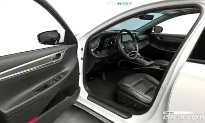 Hyundai Grandeur 2022 2.5 Автомат в Москве № 1141460, миниатюра 10
