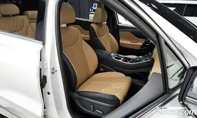 Hyundai Santa Fe 2023 2.5 гидро в Москве № 1141734, миниатюра 9