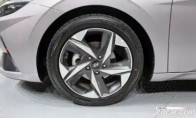 Hyundai Avante 2023 1.6 гидро в Москве № 1142735, миниатюра 5