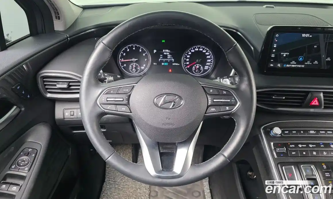 Hyundai Santa Fe 2022 2.5 гидро в Москве № 1142738, фото 13