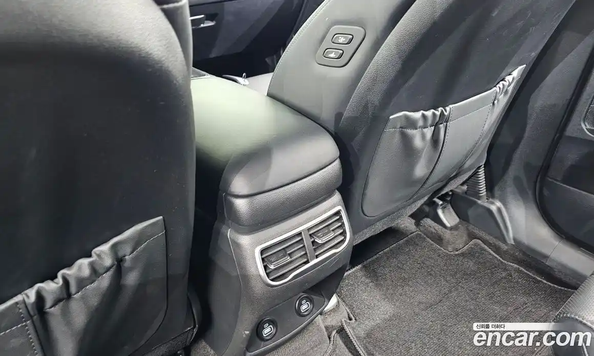 Hyundai Santa Fe 2021 2.5 гидро в Москве № 1142744, фото 19