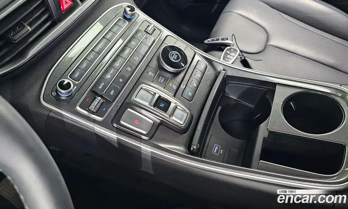 Hyundai Santa Fe 2021 2.5 гидро в Москве № 1142744, фото 9