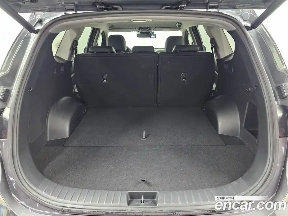 Hyundai Santa Fe 2023 2.5 Автомат в Москве № 1142798, фото 18