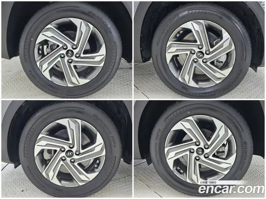 Hyundai Santa Fe 2023 2.5 Автомат в Москве № 1142798, фото 19